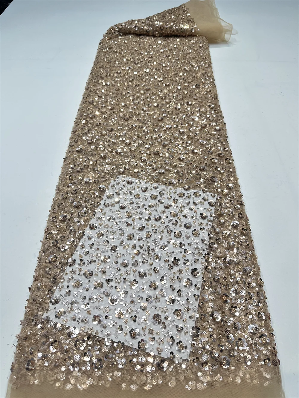 Glitter Tablecloth - Afrikaanse kantstof 2026 gouden pailletten kralen