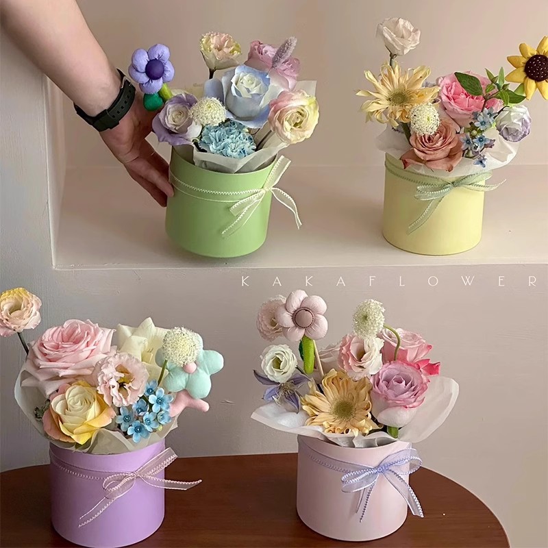 Kleine bloemen verpakking knuf - Event Party Box recensie en prijs